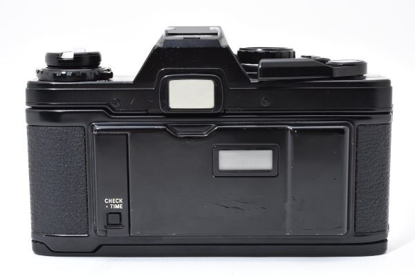 Olympus OM10 + Zuiko MC 50mm f/1.8 (Black)