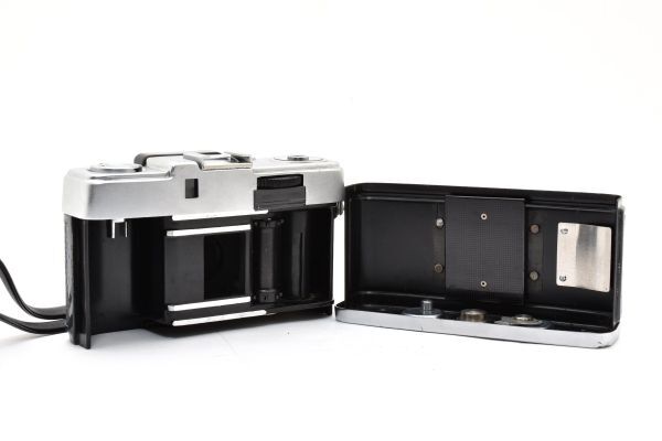 Olympus PEN Sanko with D.Zuiko 28mm f/3.5