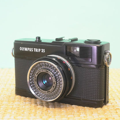 Olympus Trip 35 (Black) - Filem.sg