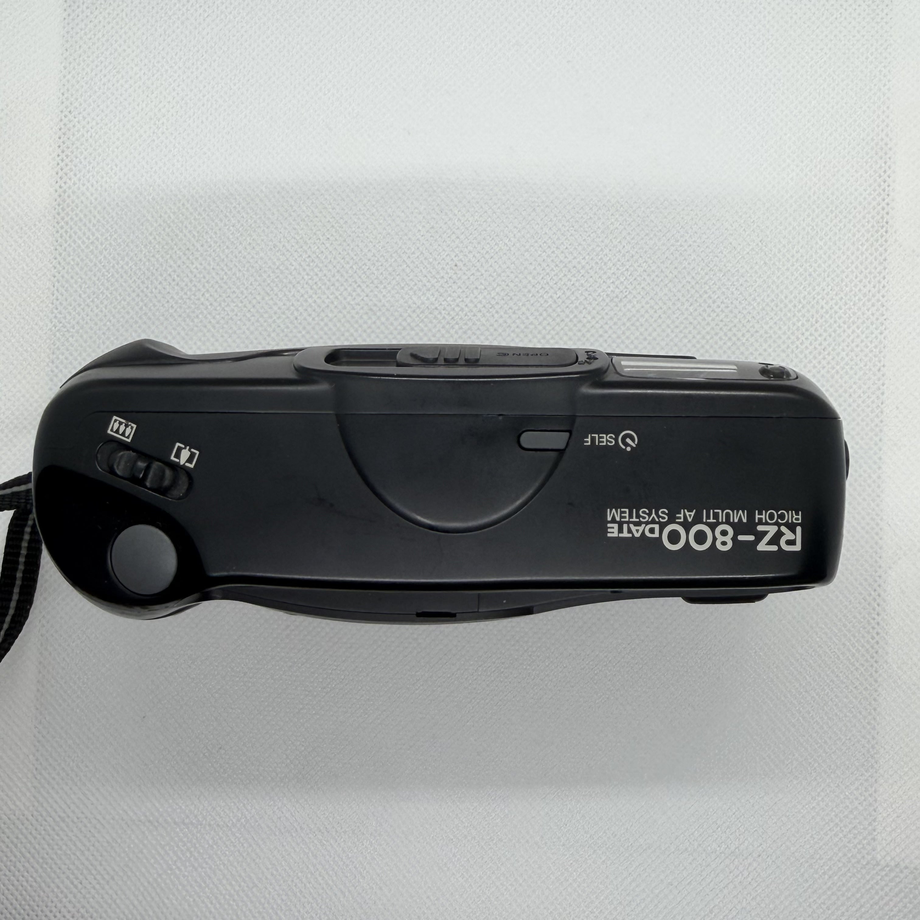 RICOHフィルムカメラRZ−800 In Stock] Ricoh RZ-800 Date Point & Shoot | Filem.sg – filem.sg