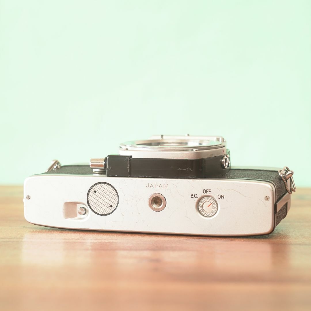 Minolta SRT101 - Filem.sg