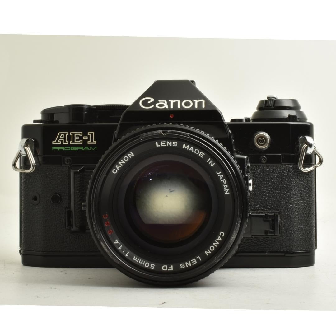 Canon AE-1 50mm f1.4 (Black) - Filem.sg