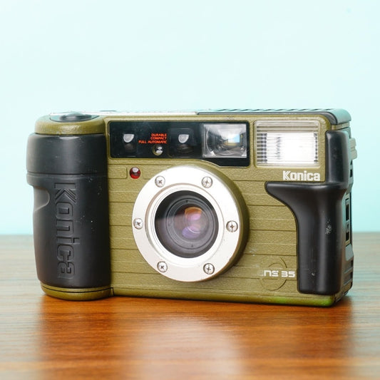 Konica Genba Kantoku (Green) - Filem.sg