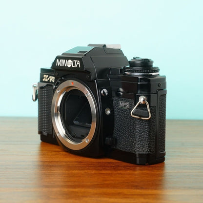 Minolta X-700 - Filem.sg