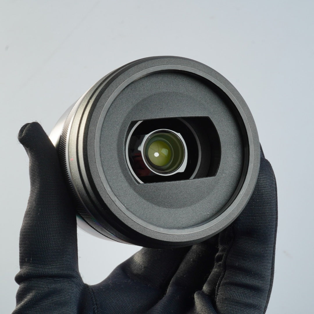 Sony E 30mm f3.5 Macro - Filem.sg