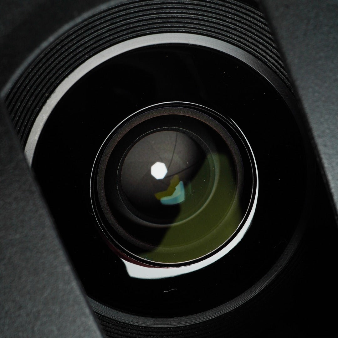 Sony E 30mm f3.5 Macro - Filem.sg