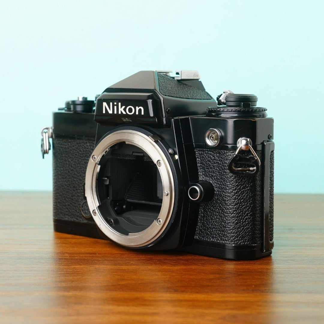 Nikon FE (Black)