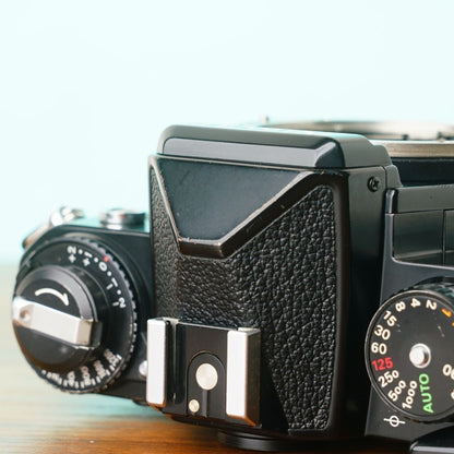 Nikon FE (Black)