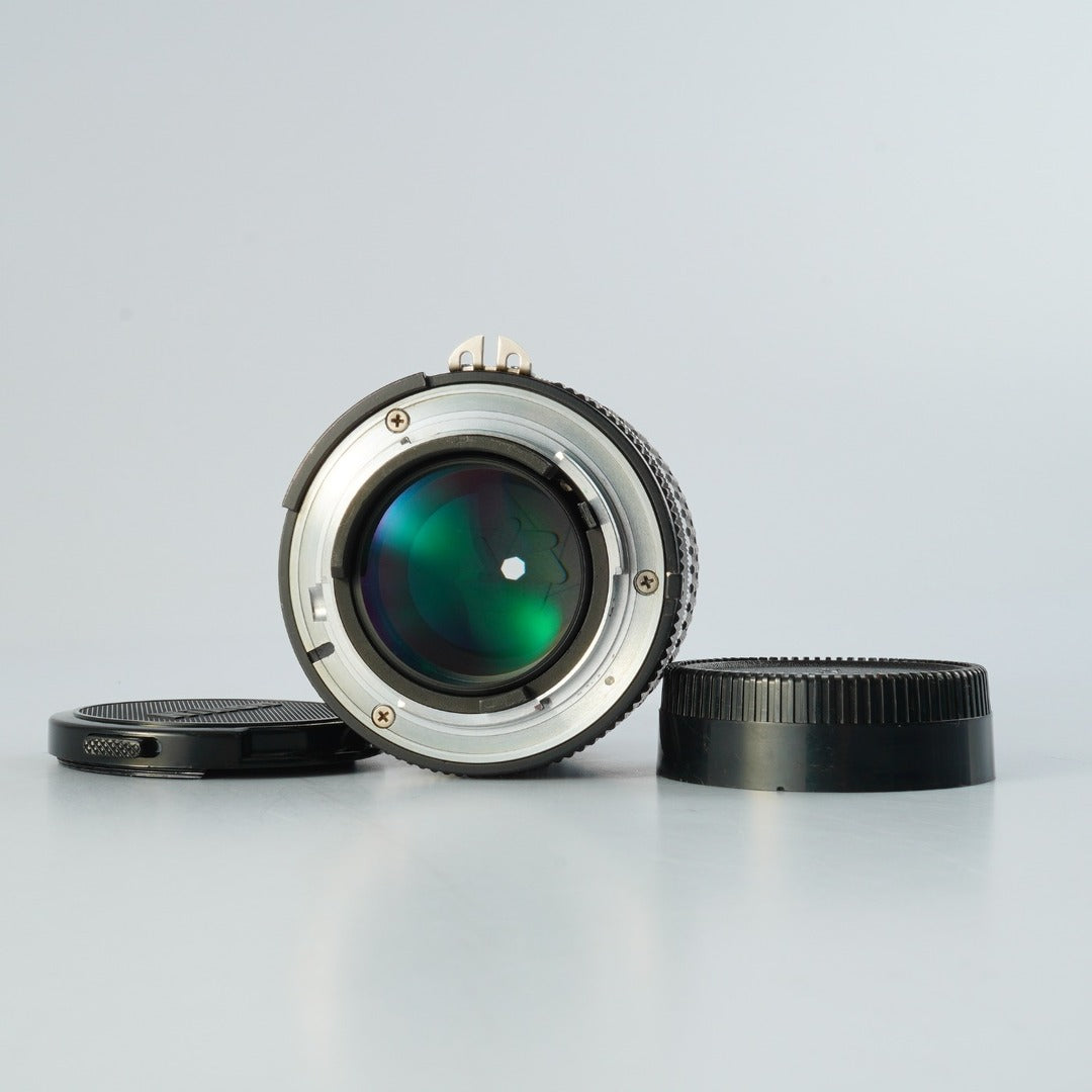 Nikon Ai-S Nikkor 105mm f2.5 - Filem.sg