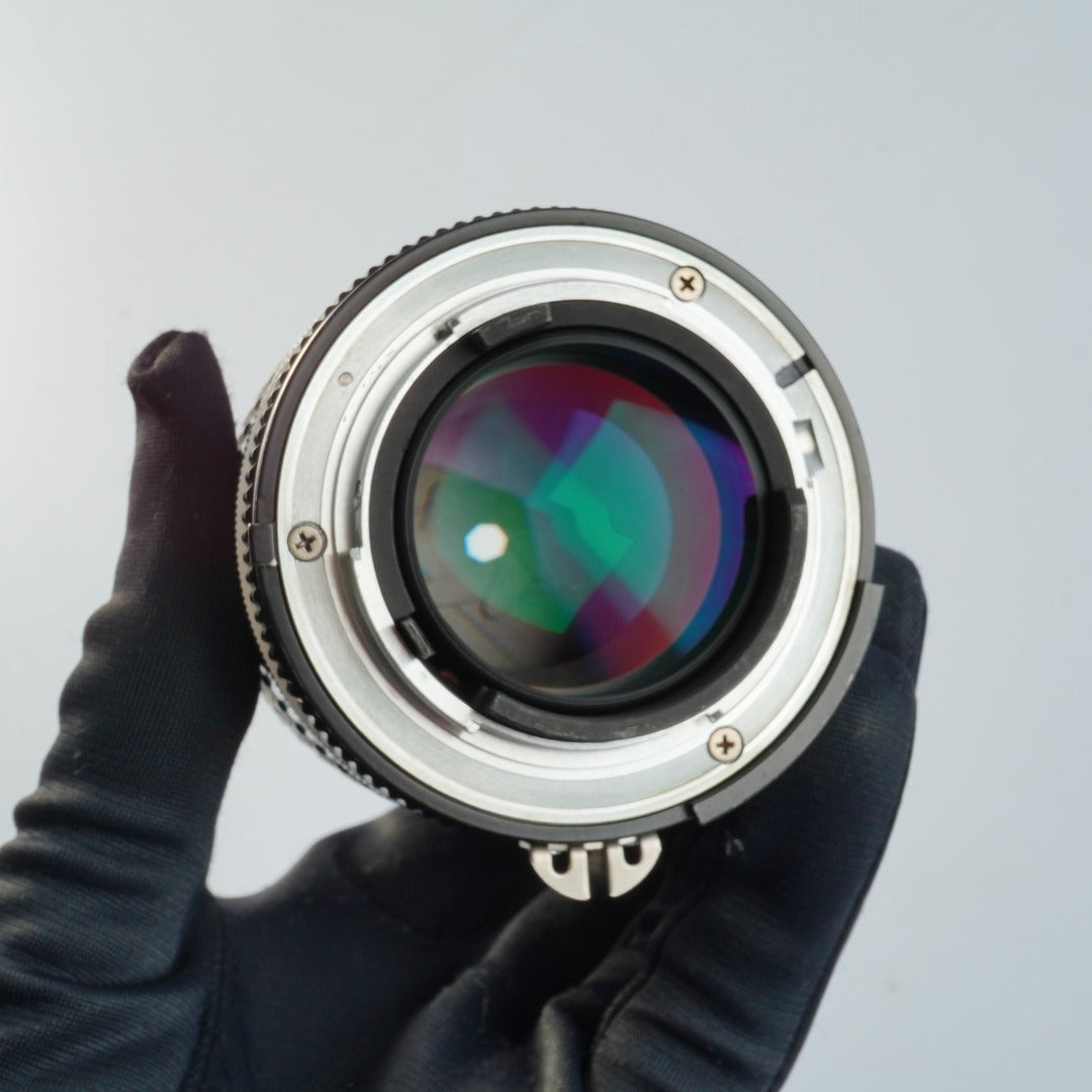 Nikon Ai-S Nikkor 105mm f2.5 - Filem.sg