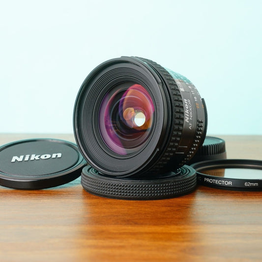 Nikon AF Nikkor 20mm f/2.8 - Filem.sg