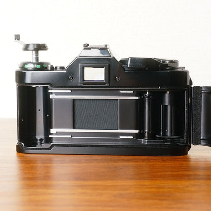 Canon AE-1 Program (Black, with original box) - Filem.sg
