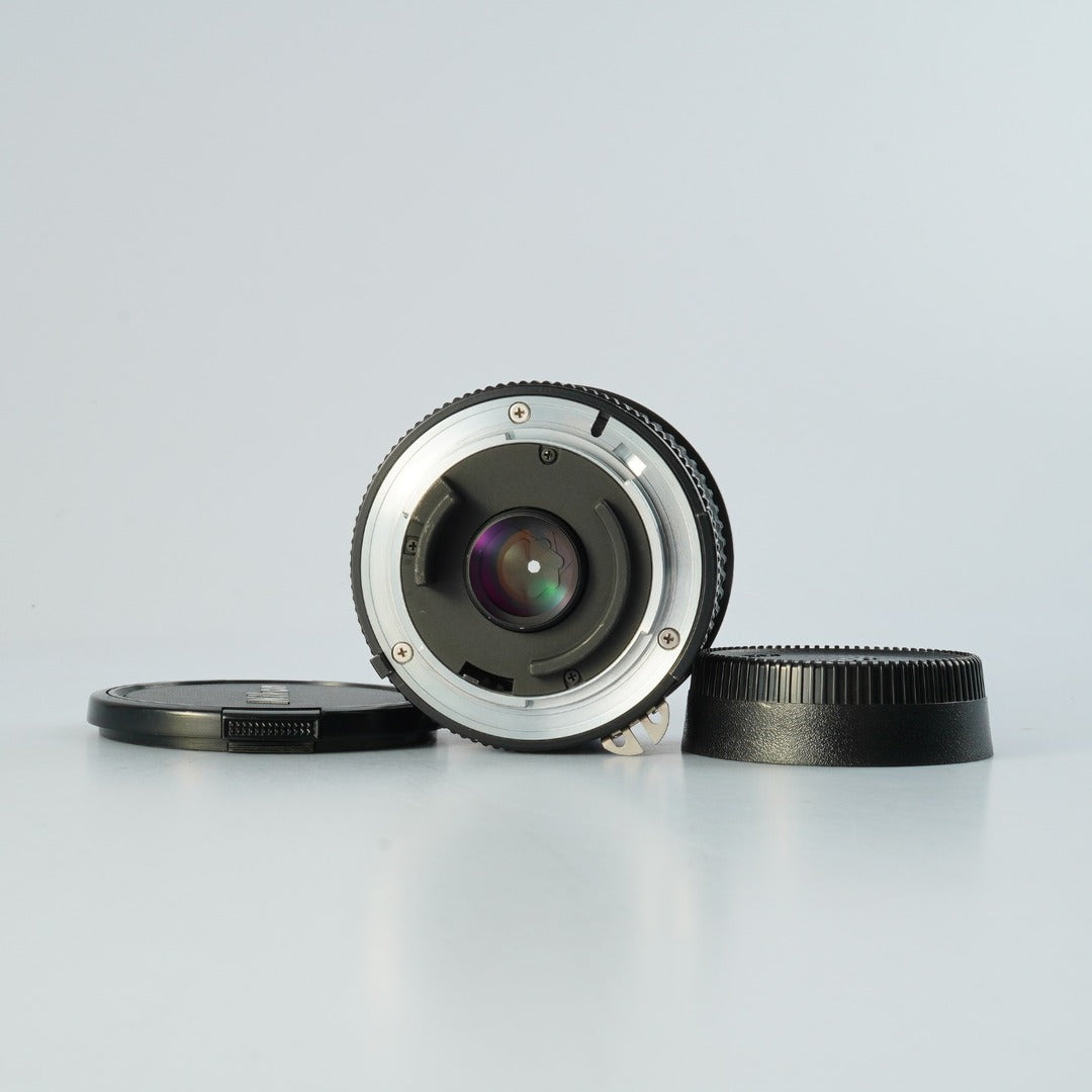Nikon Ai-S Nikkor 20mm f2.8 - Filem.sg
