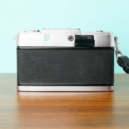 Olympus PEN-D2 - Filem.sg