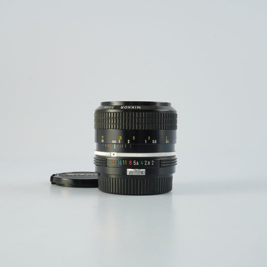Nikon Ai Nikkor 35mm f2 - Filem.sg
