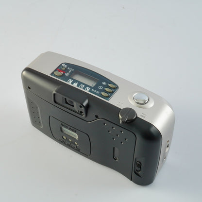 Fujifilm Silvi 70 35-70mm - Filem.sg