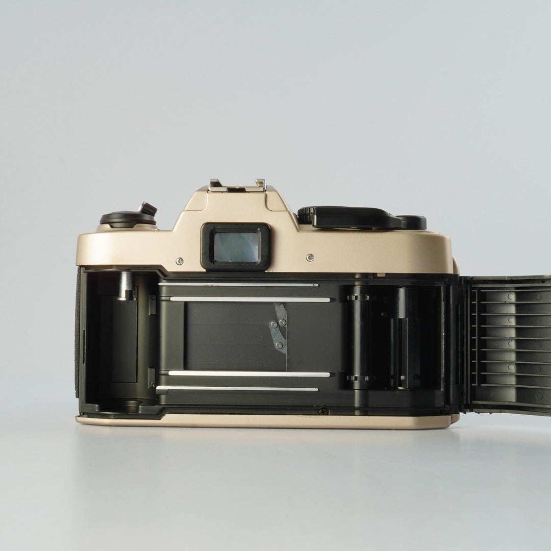Nikon FM10 + Ai-S Zoom Nikkor 35-70mm f3.5-4.8 - Filem.sg