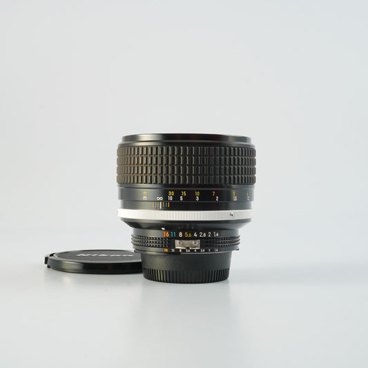 Nikon Ai-S Nikkor 85mm f1.4 - Filem.sg