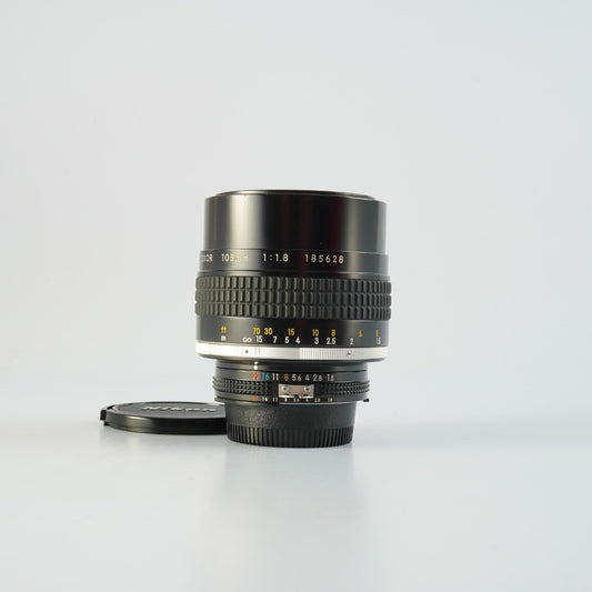 Nikon Ai-S Nikkor 105mm f1.8 - Filem.sg