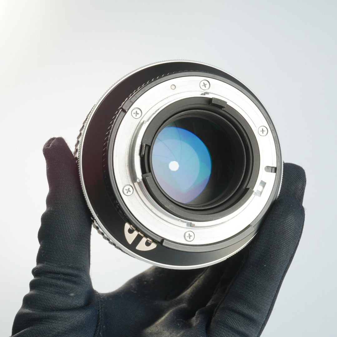 Nikon Ai-S Nikkor 105mm f1.8 - Filem.sg