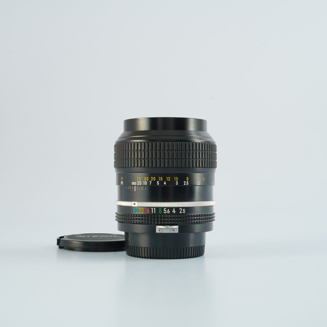 Nikon Ai Nikkor 105mm f2.5 - Filem.sg