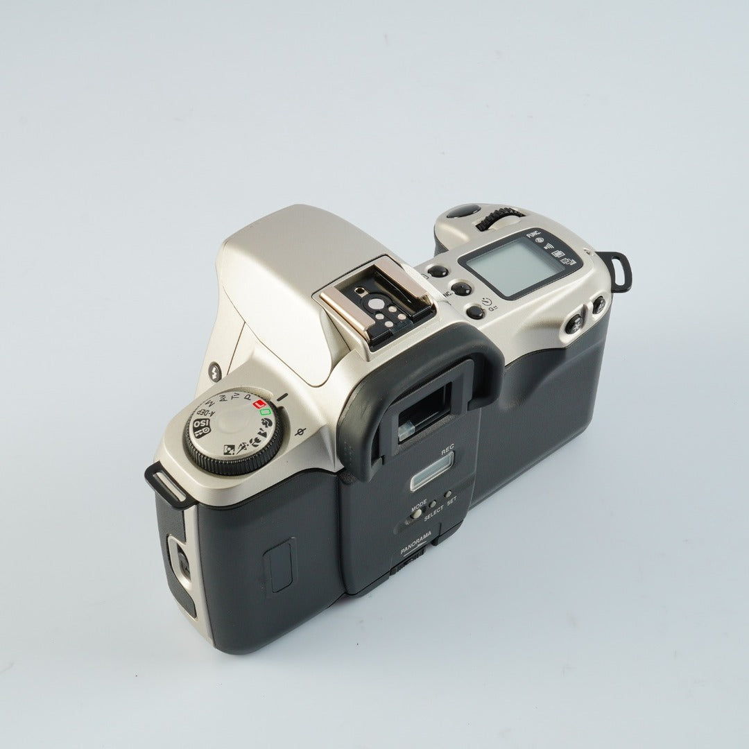 Canon EOS Kiss REBEL XS - Filem.sg