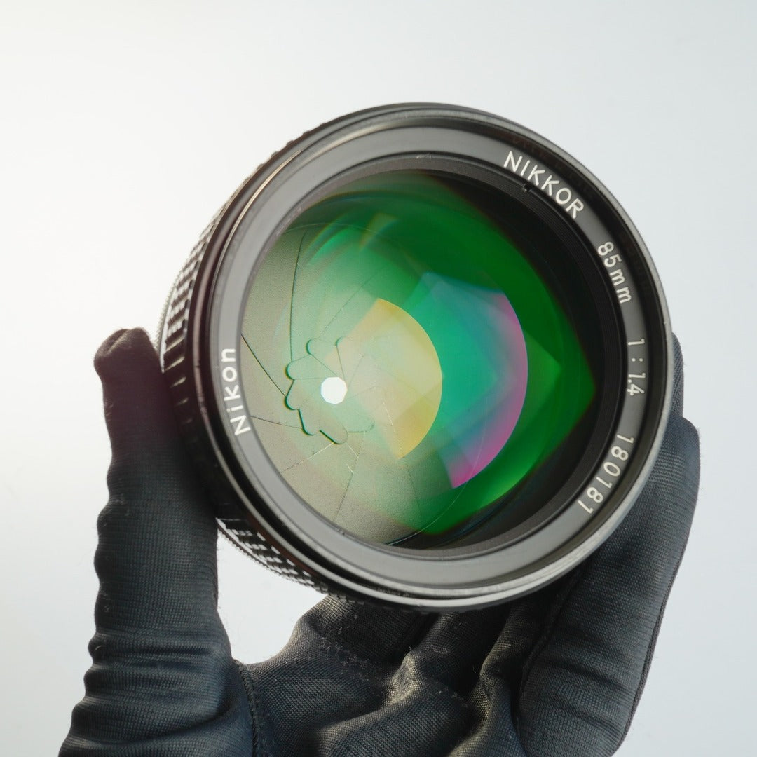 Nikon Ai-S Nikkor 85mm f1.4 - Filem.sg