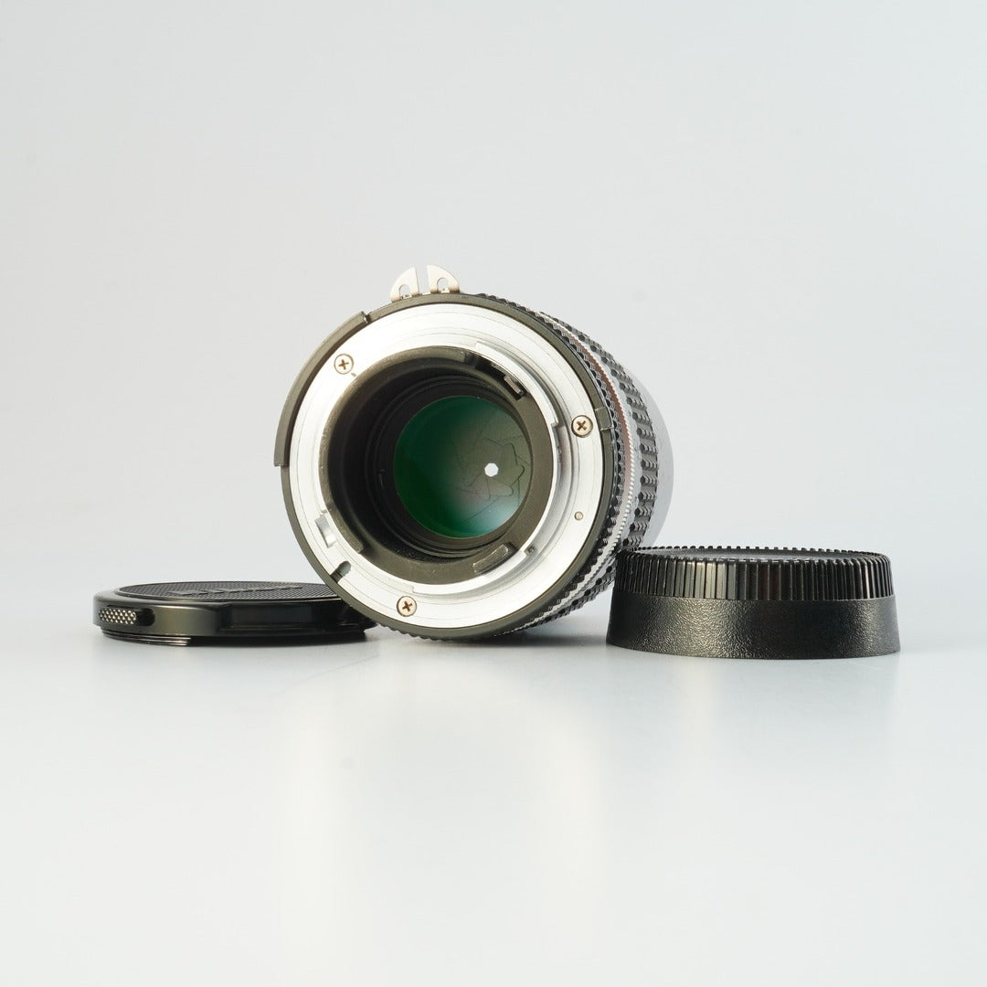 Nikon Ai-S Nikkor 135mm f2.8 - Filem.sg
