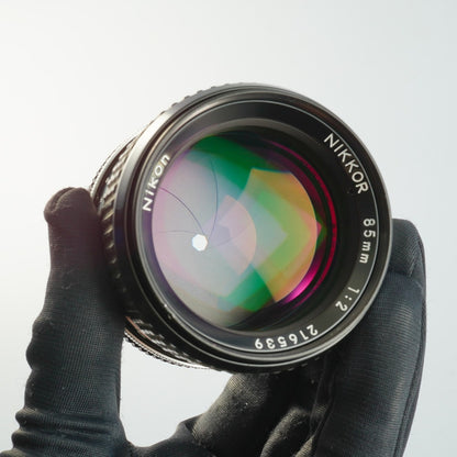 Nikon Ai Nikkor 85mm f2 - Filem.sg