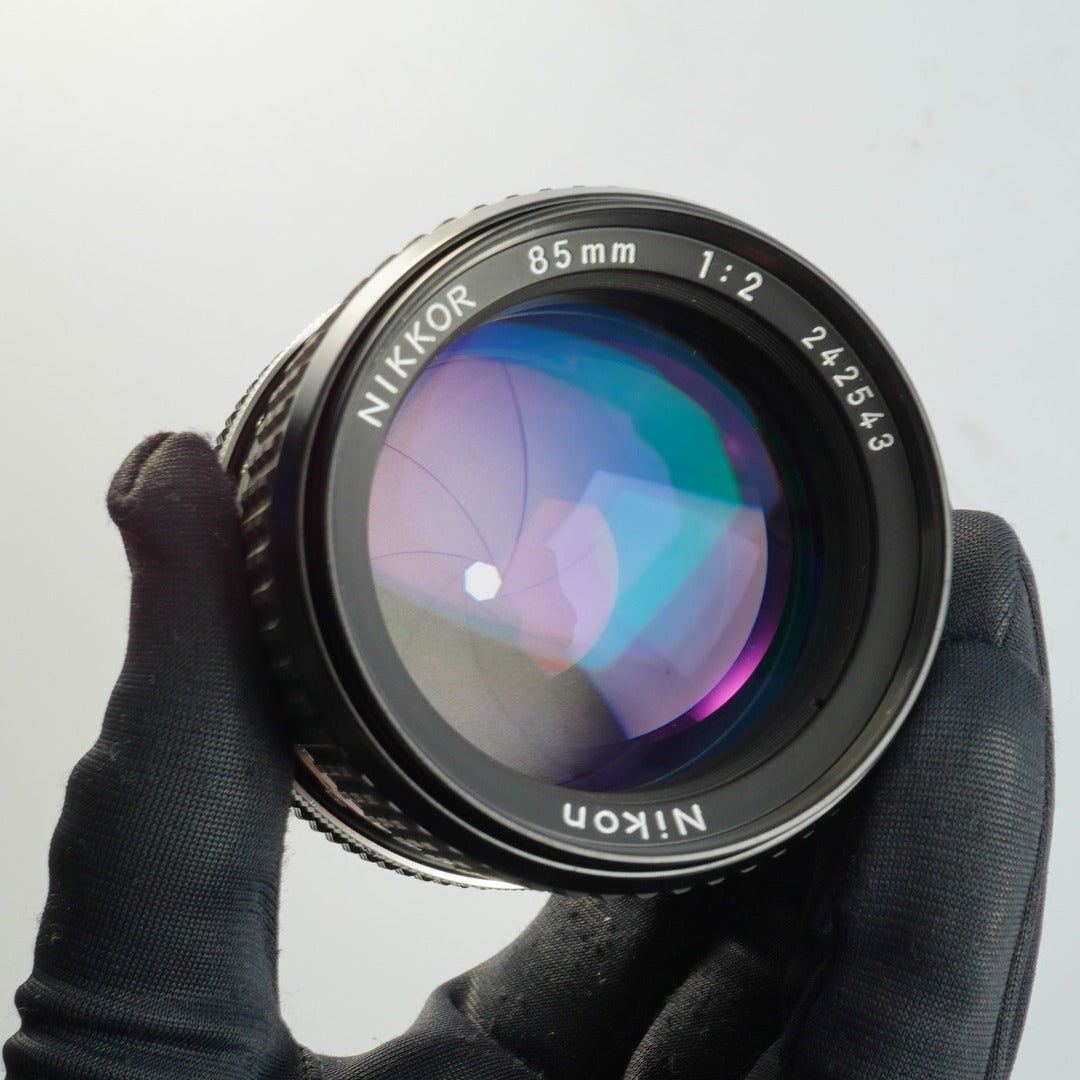 Nikon Ai Nikkor 85mm f2 - Filem.sg