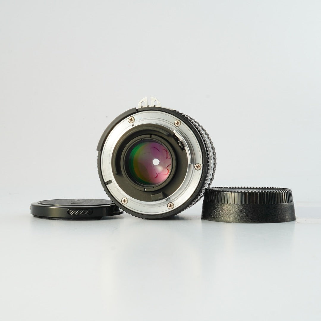Nikon Ai Nikkor 35mm f2 - Filem.sg