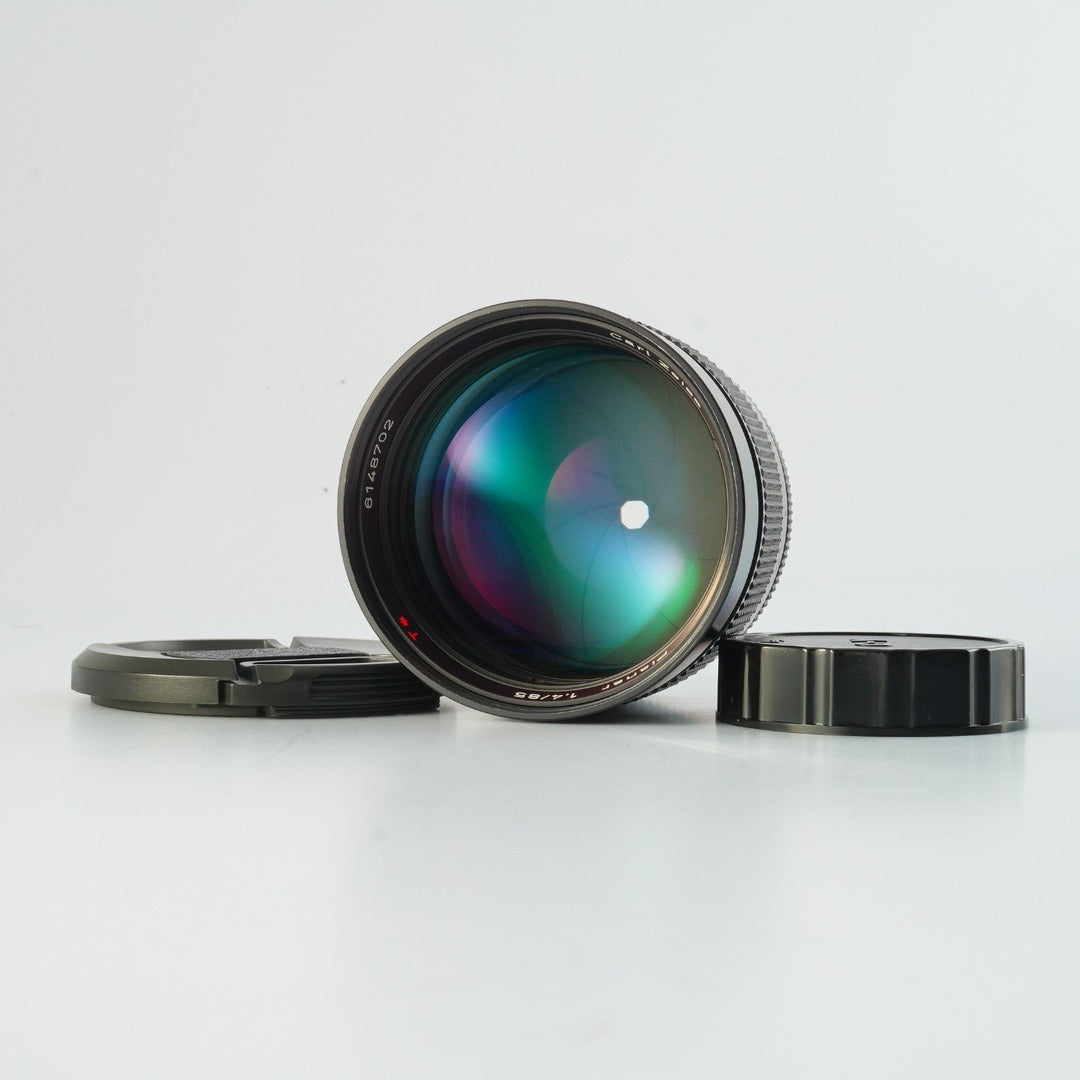 Contax Carl Zeiss Planar T* 85mm f1.4 AEG - Filem.sg