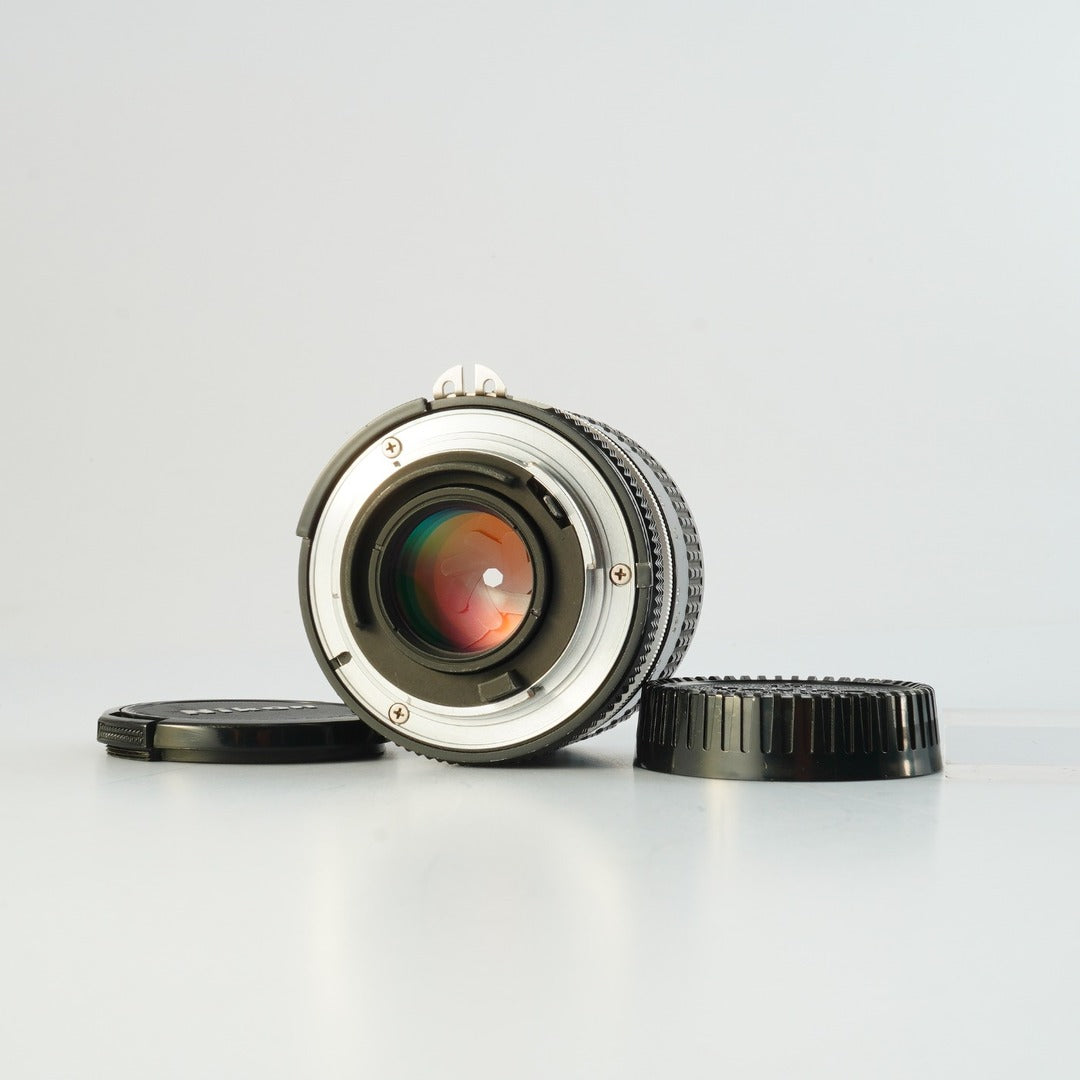 Nikon Ai Nikkor 35mm f2 - Filem.sg