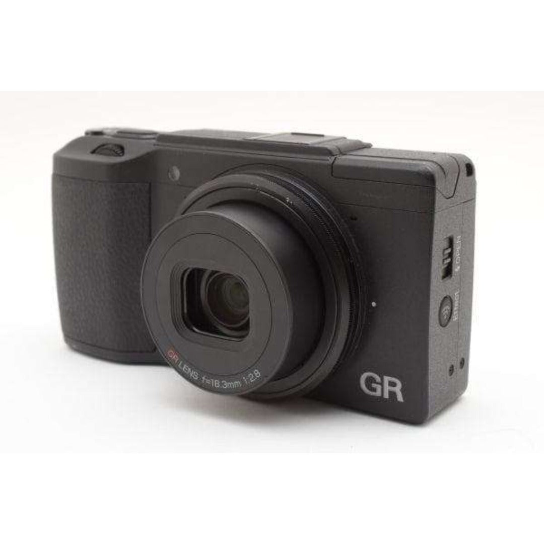 Ricoh GR II - Filem.sg