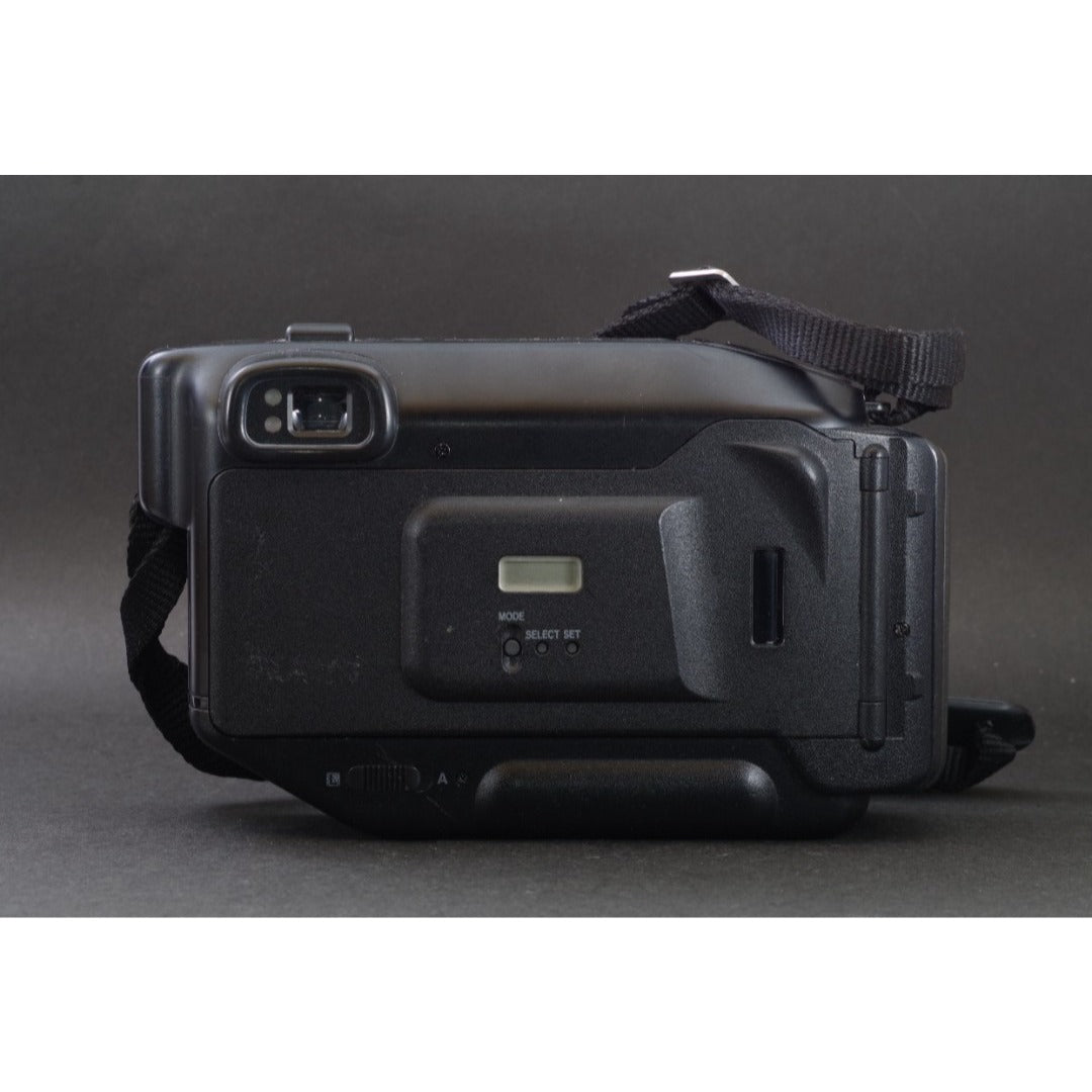 Canon Autoboy Zoom Super - Filem.sg