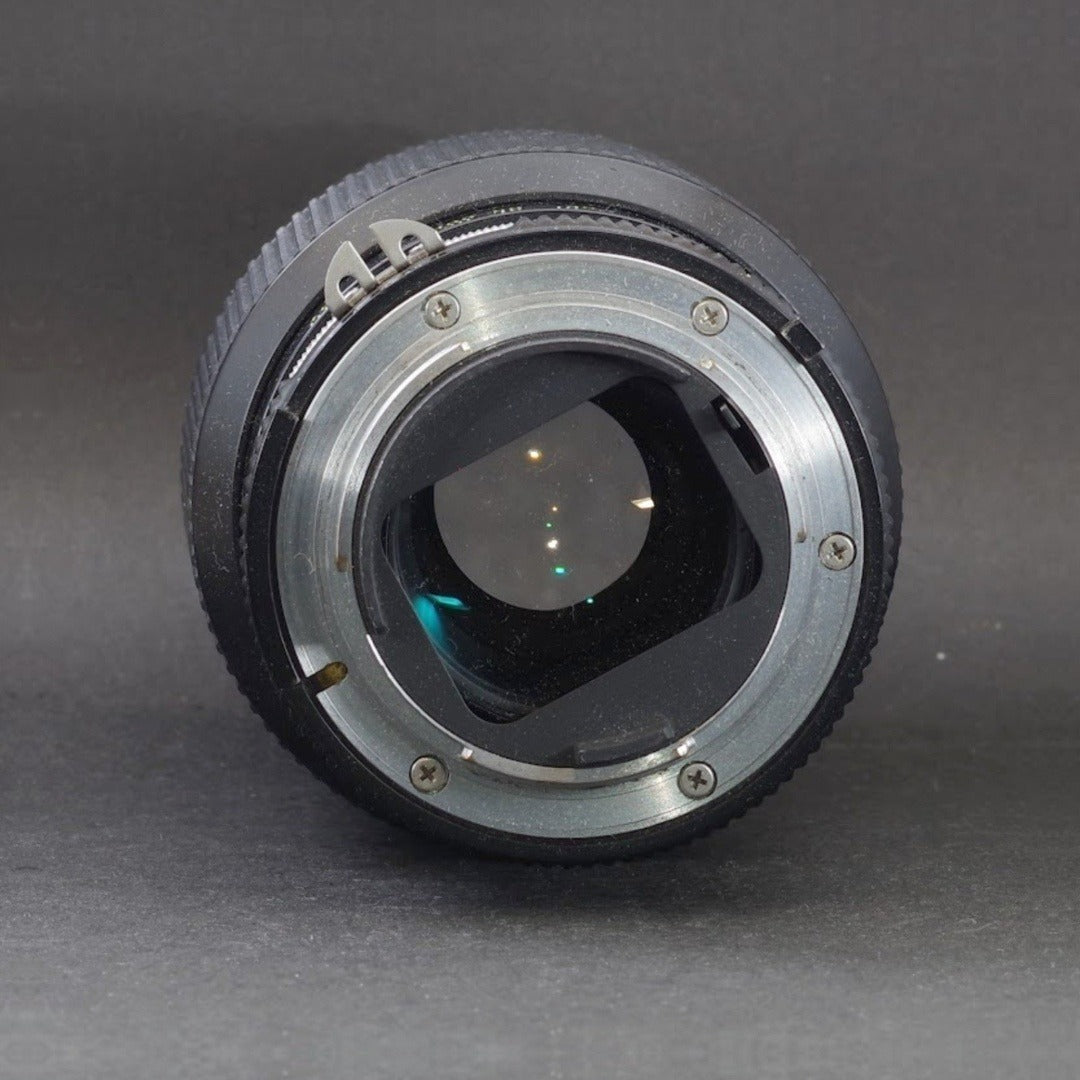 Nikon Zoom-NIKKOR 80-200mm f/4.5 Ai - Filem.sg