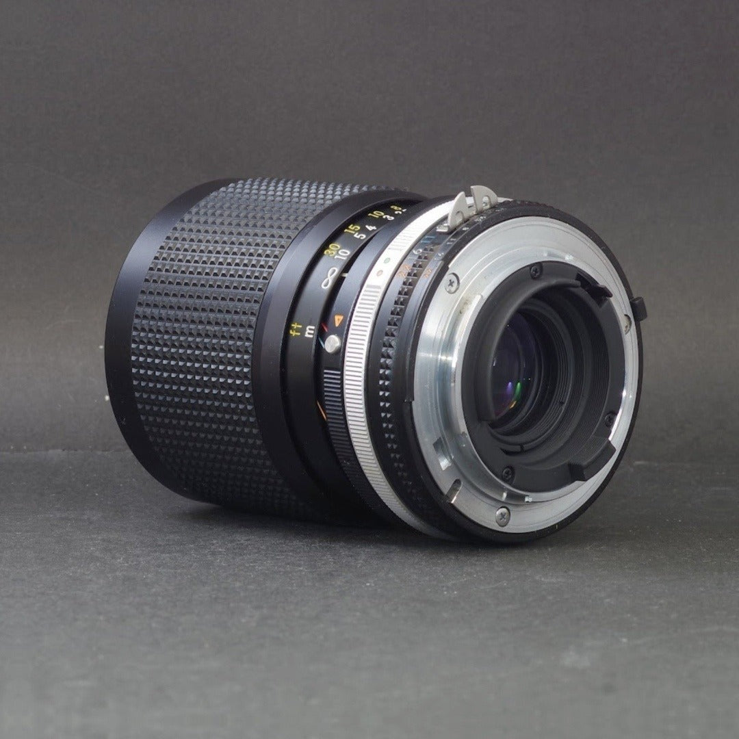 Nikon Zoom-NIKKOR 35-105mm f/3.5-4.5 Ai-S - Filem.sg