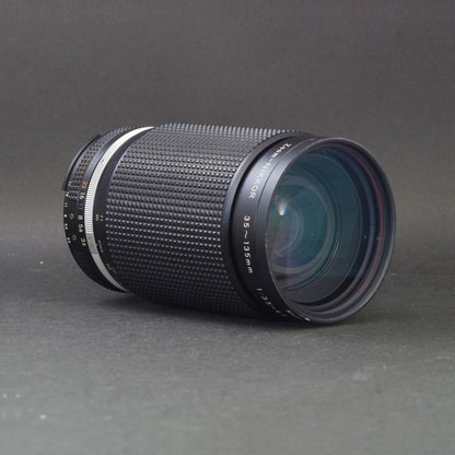 Nikon Zoom-NIKKOR 35-135mm f/3.5-4.5 Ai-S - Filem.sg