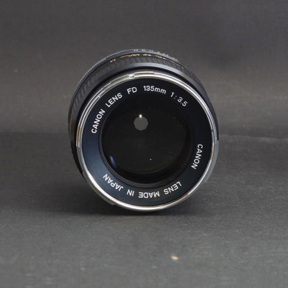 Canon FD 135mm f/3.5 - Filem.sg