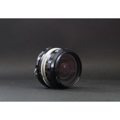 Nikon Nikkor-H Auto 28mm f/3.5 non-Ai - Filem.sg