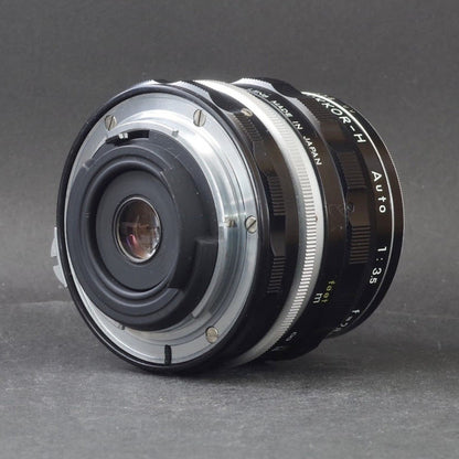 Nikon Nikkor-H Auto 28mm f/3.5 non-Ai - Filem.sg