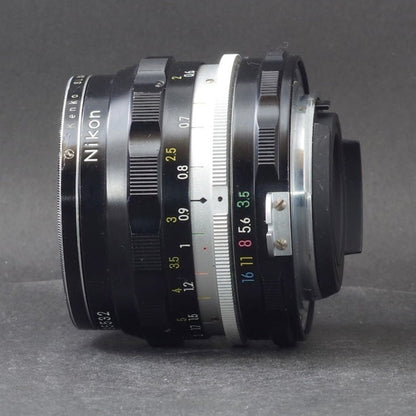Nikon Nikkor-H Auto 28mm f/3.5 non-Ai - Filem.sg