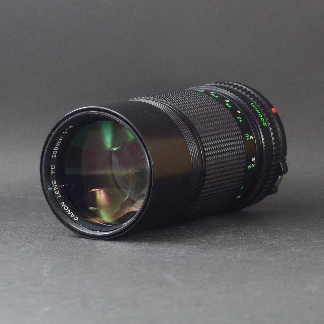 Canon New FD 200mm f/4 - Filem.sg
