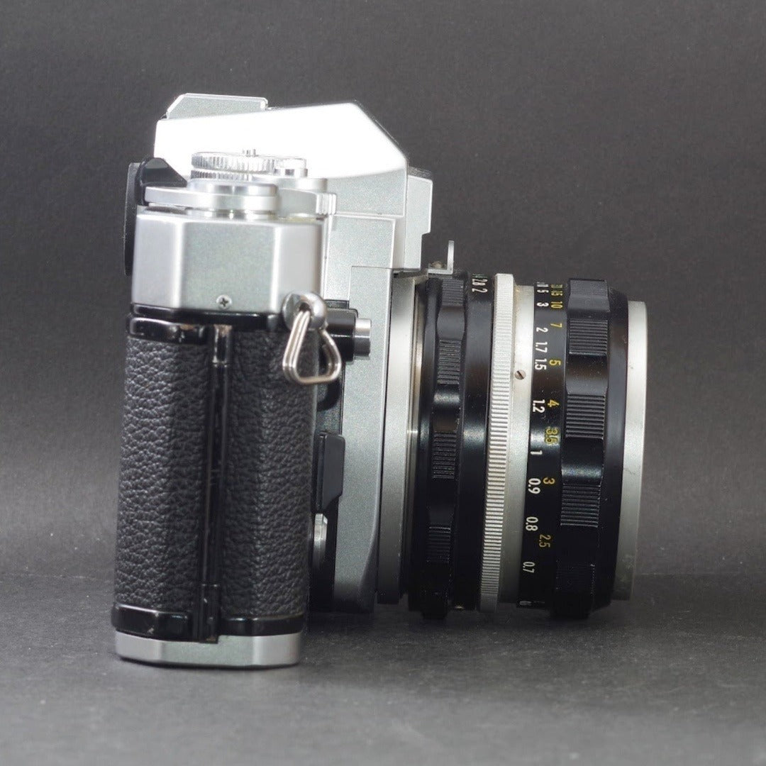 Nikon EL2 with Nikkor-H Auto 50mm f/2 - Filem.sg