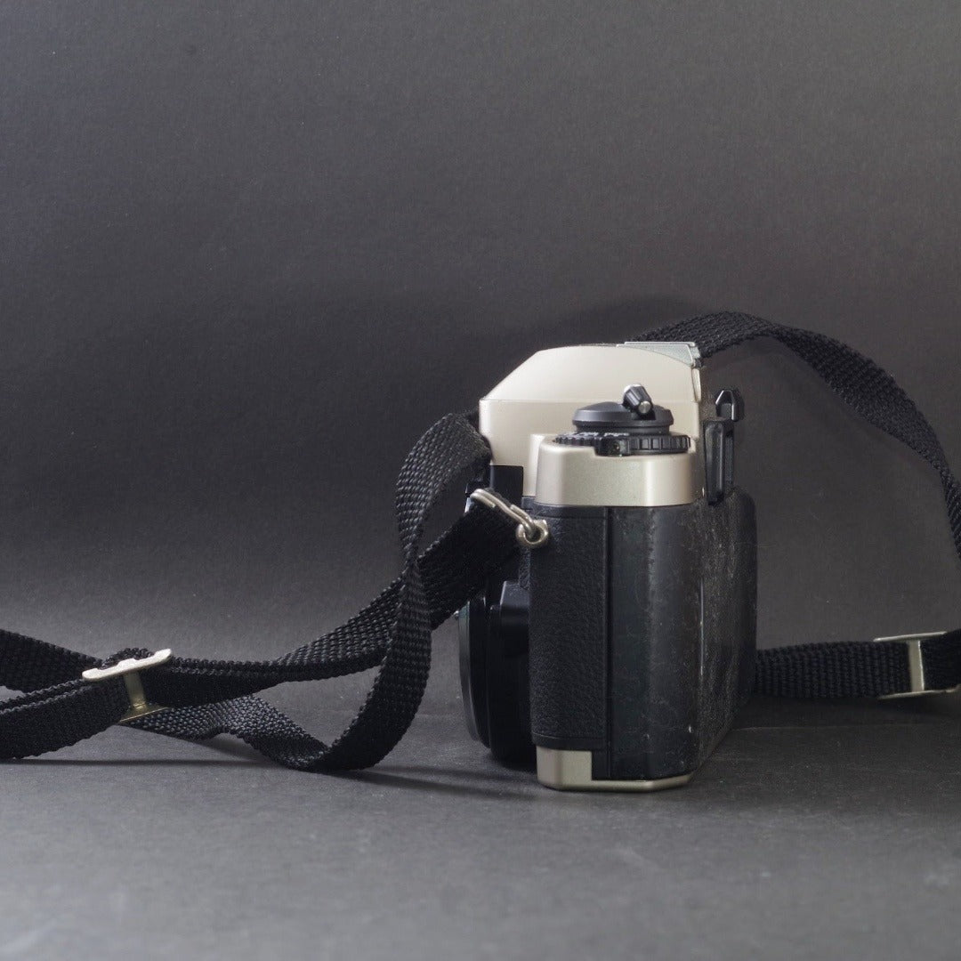 Nikon FE10 - Filem.sg