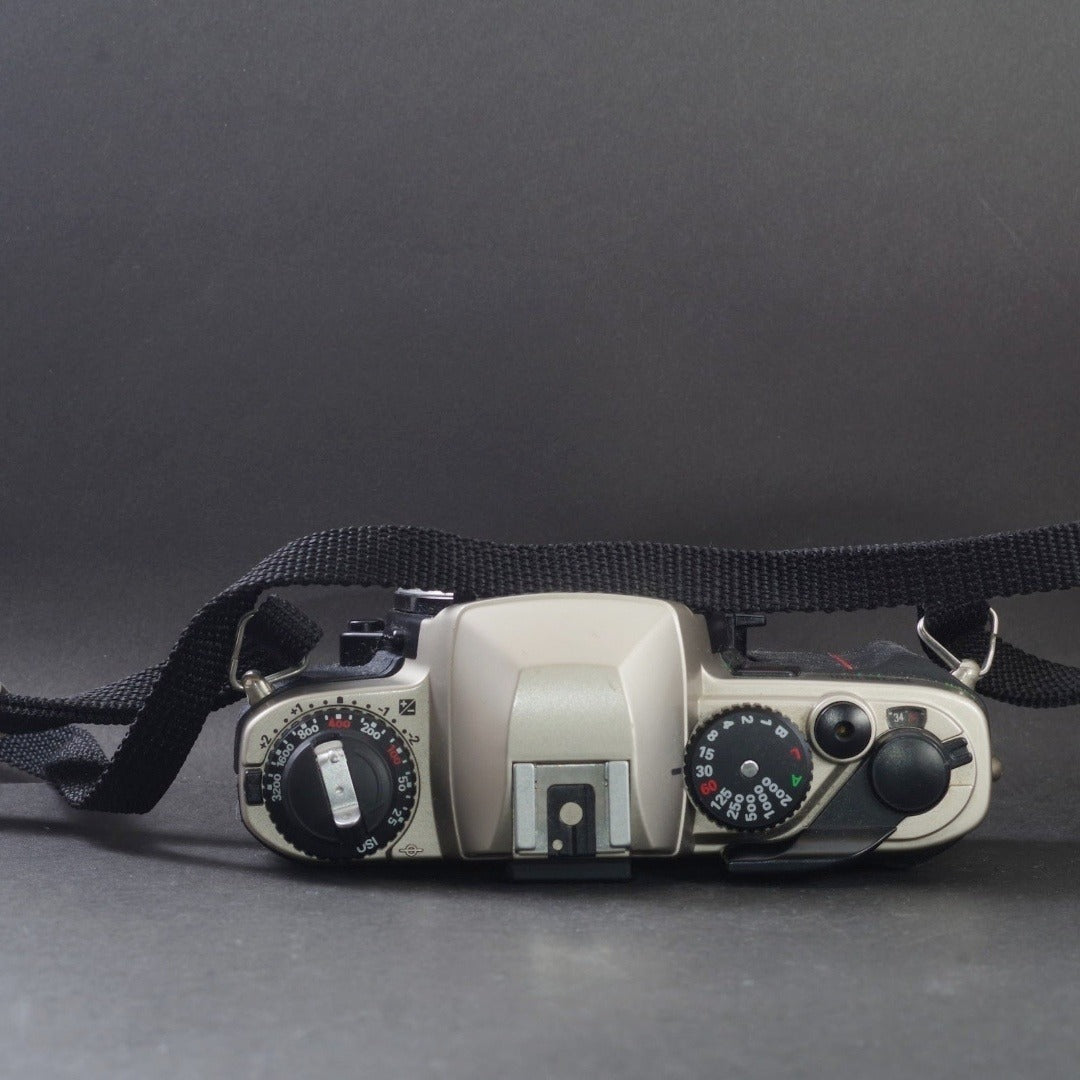 Nikon FE10 - Filem.sg