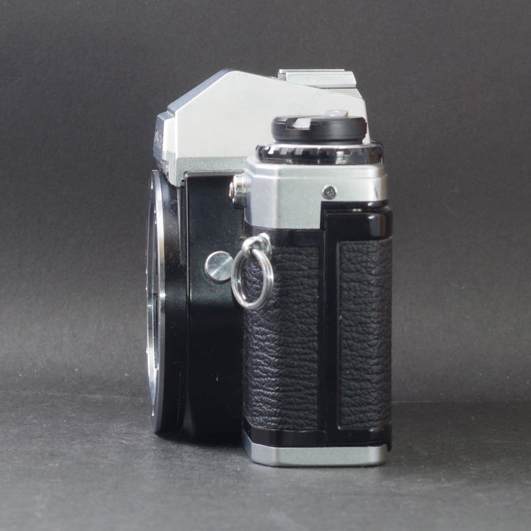 Olympus OM-10 - Filem.sg