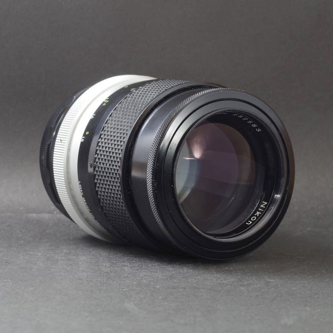 Nikon NIKKOR-Q Auto 135mm f/2.8 non-Ai - Filem.sg