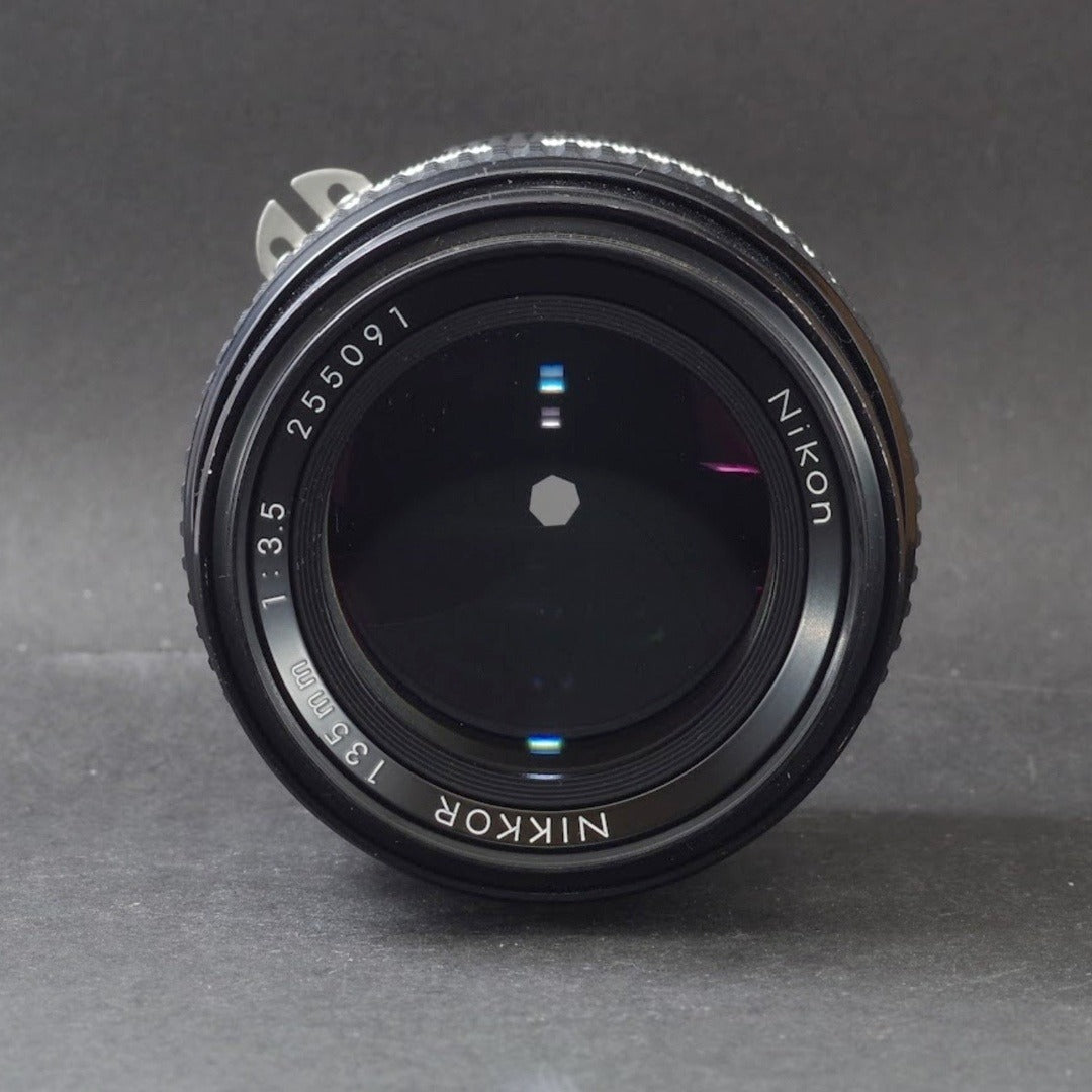 Nikon Nikkor 135mm f/3.5 Ai - Filem.sg