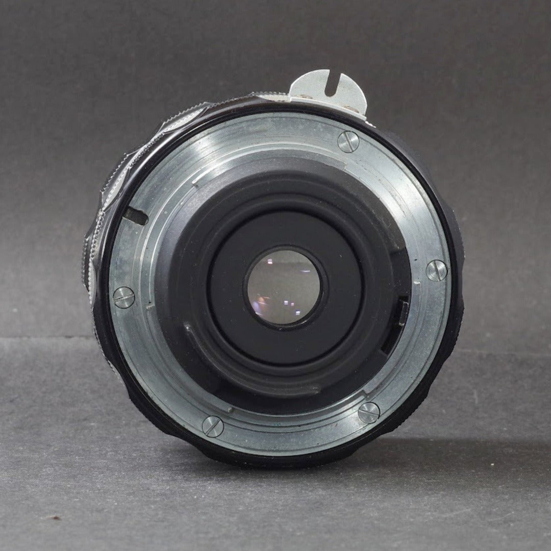 Nikon Nikkor-H Auto 28mm f/3.5 non-Ai - Filem.sg